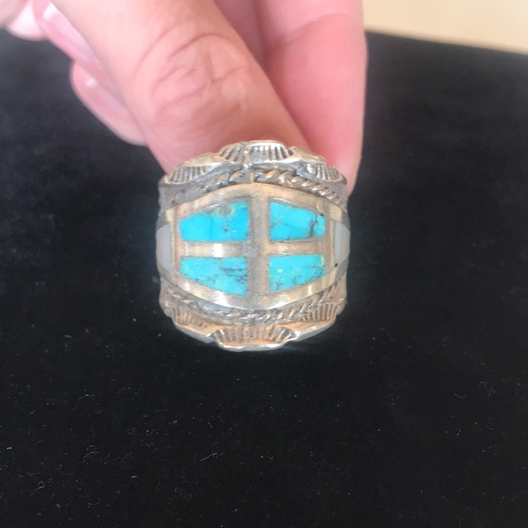 Rare Vintage Turquoise Ring - Picture 3 of 7